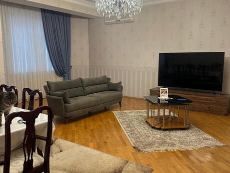 5 otaqlı mənzil, 189 m², Binəqədi: 385 000 ₼ 5