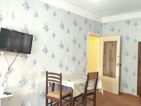 Kirayə 1 otaqlı mənzil, 45 m², Xalqlar Dostluğu: 200 ₼/ay 3
