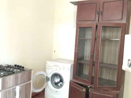 Kirayə 1 otaqlı mənzil, 45 m², Xalqlar Dostluğu: 200 ₼/ay 4