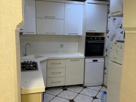 2-room old-build apartment for rent in Elmlər Akademiyası, 60 m², 650 AZN/mo, photo 4 / 12