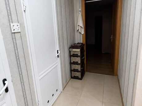 3-room apartment for rent, 65 m², Hövsan: 400 ₼/mo 3
