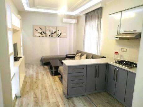 Аренда: 2-комнатная квартира, 40 м², Elmlər Akademiyası: 630 ₼/мес 2