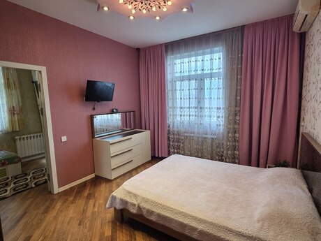 3-room apartment, 80 m², Azadlıq Prospekti: 240 000 ₼ 4