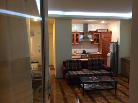 2 otaqlı mənzil, 47 m², Sahil: 700 000 ₼ 4