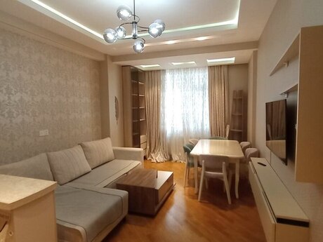Объявление №6512303 - Баку, м. Кара Караев, 2-комн., 70 м², 15/18 этаж