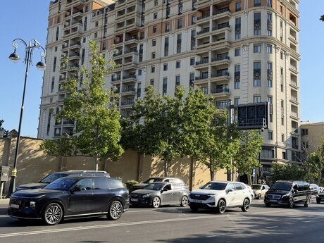 4-комнатная квартира, 233 м², Clock Tower: 1 200 000 ₼ 3