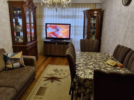 4 otaqlı mənzil, 80 m², Binə: 135 000 ₼ 5
