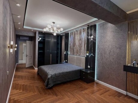 Kirayə 4 otaqlı mənzil, 140 m², Elmlər Akademiyası: 230 ₼/ay 2