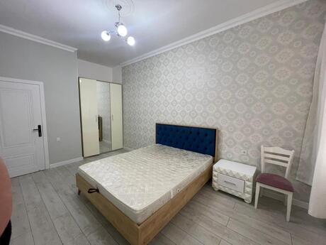 3-room apartment for rent, 100 m², Şah İsmayıl Xətai: 190 ₼/mo 5