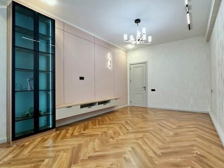 2 otaqlı mənzil, 72 m², Xalqlar Dostluğu: 225 000 ₼ 2