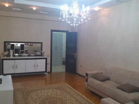 Kirayə 2 otaqlı mənzil, 88 m², Nizami: 1 200 ₼/ay 4