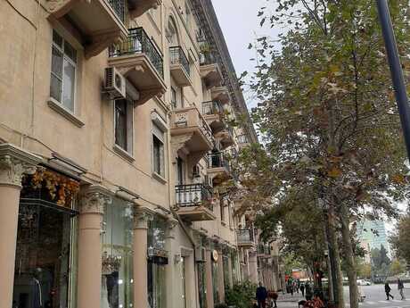 3-room apartment for rent, 80 m², İçəri Şəhər: 900 ₼/mo 2