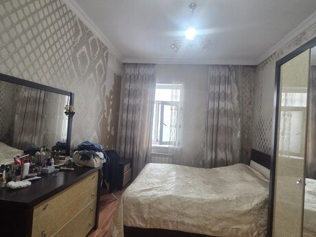 3-room house, 80 m², 8 Noyabr: 345 000 ₼ 3