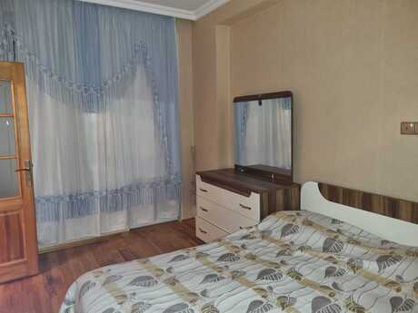 Аренда: 2-комнатная квартира, 60 м², Memar Əcəmi: 700 ₼/мес 2