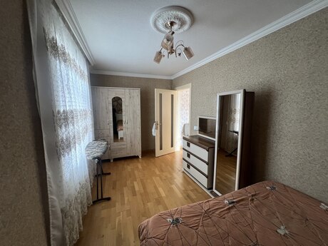 2-room apartment for rent, 50 m², Qara Qarayev: 700 ₼/mo 4