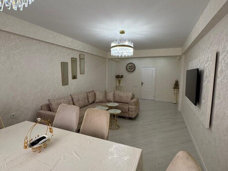 İnşaatçılarda 3 otaqlı yeni tikili mənzil satılır, 123 m², 295 000 AZN, şəkil 2 / 12