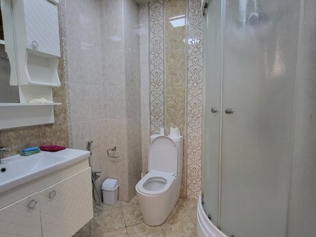 3-room apartment for rent, 96 m², Nəsimi: 800 ₼/mo 5
