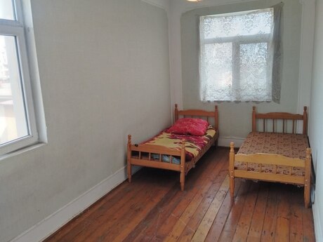 Аренда: 2-комнатная квартира, 60 м², Memar Əcəmi: 450 ₼/мес 2