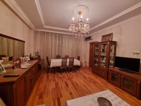 Объявление №6512732 - Баку, м. Мемар Аджеми, 2-комн., 74 м², 6/18 этаж