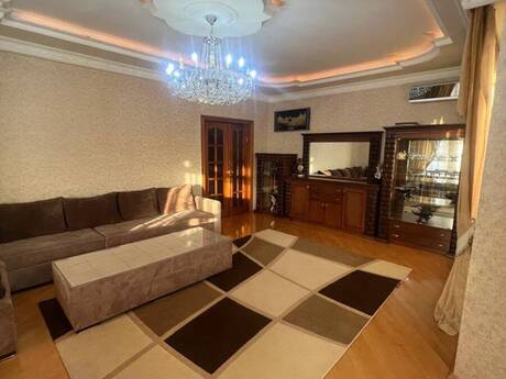 3 otaq · 135 m²