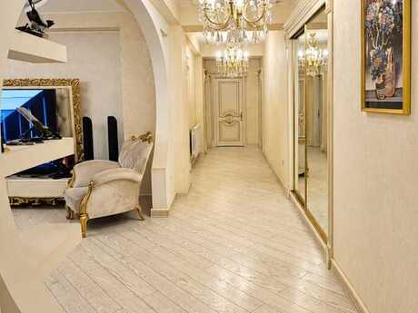 3-комнатная квартира, 113 м², İnşaatçılar: 310 000 ₼ 2