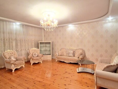 Elan №6512843 - Bakı, Yeni Balaxanı q., 6 otaqlı, 300 m²