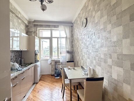 3 otaqlı mənzil, 180 m², Nərimanov: 350 000 ₼ 4