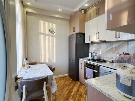 3 otaqlı mənzil, 86 m², Neftçilər: 257 000 ₼ 3