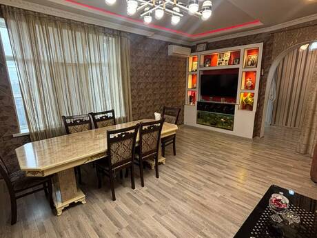 Elan №6512939 - Bakı, Hökməli q., 4 otaqlı, 130 m²
