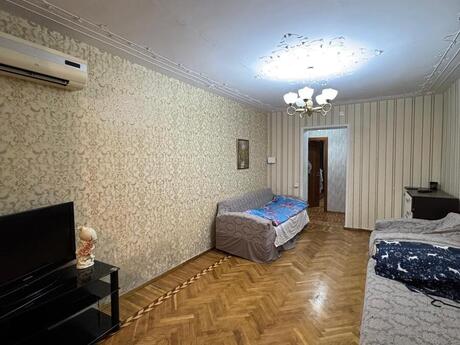 2-комнатная квартира, 65 м², 8-ci mikrorayon: 159 000 ₼ 2