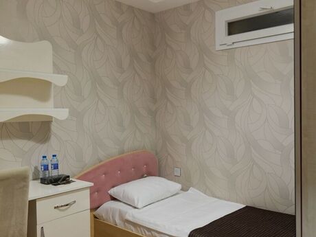 4-room apartment for rent, 100 m², 8 Noyabr: 1 200 ₼/mo 4