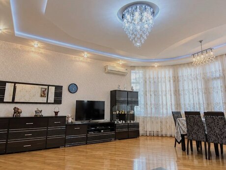 Объявление №6496341 - Баку, м. 8 ноября, 2-комн., 100 м², 9/18 этаж