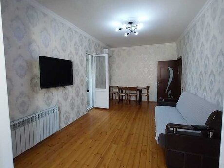 Kirayə 2 otaqlı mənzil, 50 m², İnşaatçılar: 750 ₼/ay 4