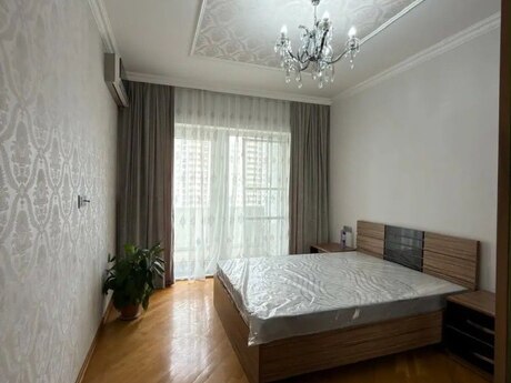 3 otaqlı mənzil, 80 m², Həzi Aslanov: 205 000 ₼ 3