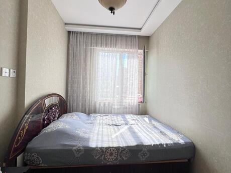 2-room apartment for rent, 65 m², İnşaatçılar: 125 ₼/mo 5