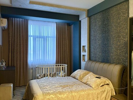 3-room apartment, 130 m², Memar Əcəmi: 260 000 ₼ 2