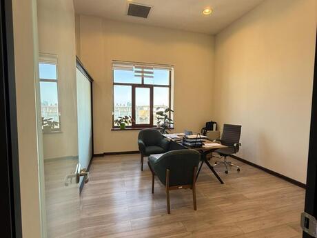 Elan №6513114 - Bakı, Gənclik m., 3 otaqlı, 80 m²
