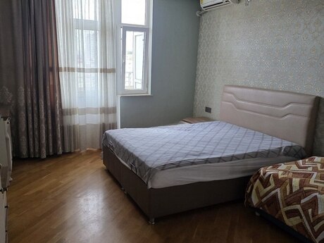Аренда: 3-комнатная квартира, 110 м², Şah İsmayıl Xətai: 1 100 ₼/мес 4