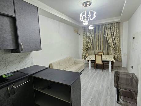 Elan №6513331 - Bakı, Bakıxanov q., 3 otaqlı, 67 m², 1/4 mərtəbə