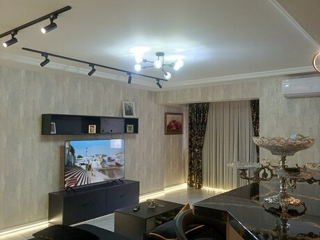 3 otaqlı mənzil, 106 m², Neftçilər: 235 000 ₼ 3