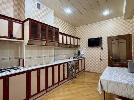 3 otaqlı mənzil, 130 m², Memar Əcəmi: 300 000 ₼ 2