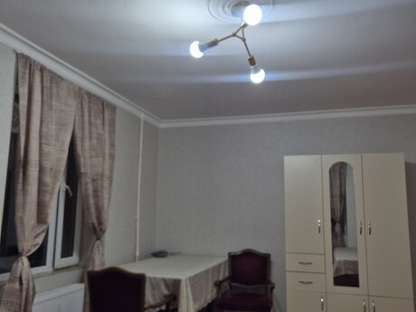 Аренда: 1-комнатная квартира, 35 м², Elmlər Akademiyası: 700 ₼/мес 5
