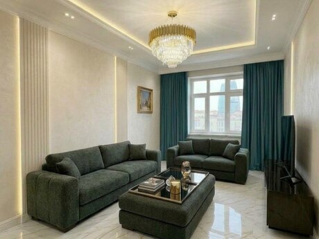 Объявление №6513585 - Баку, Хатаинский р., 3-комн., 80 м², 8/9 этаж