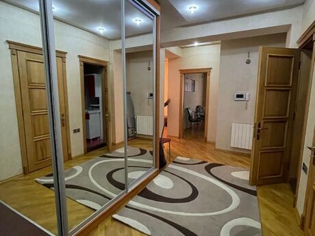 2-room apartment, 90 m², Şah İsmayıl Xətai: 295 000 ₼ 5