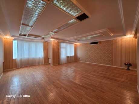 5-комнатная квартира, 303 м², 28 May: 920 000 ₼ 3