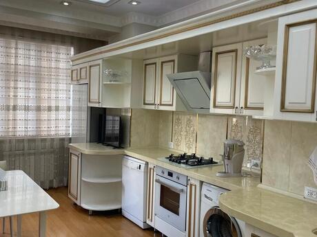 3-room apartment, 153 m², Nəsimi: 495 000 ₼ 5
