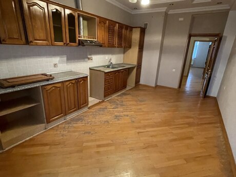 4 otaqlı mənzil, 170 m², Azadlıq Prospekti: 365 000 ₼ 3