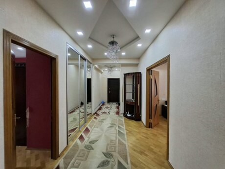 Объявление №6513795 - Баку, м. 8 ноября, 3-комн., 152 м², 11/15 этаж