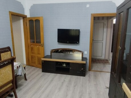 Kirayə 3 otaqlı mənzil, 100 m², Yeni Günəşli: 550 ₼/ay 2