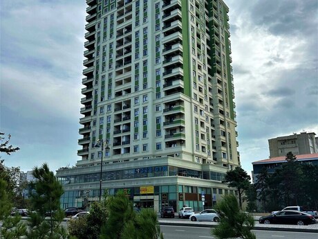 Объявление №6513823 - Баку, пос. Ази Асланова, 5-комн., 235 м², 17/21 этаж